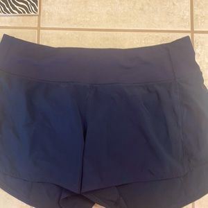 Lululemon Run Time shorts 4inch- like new.